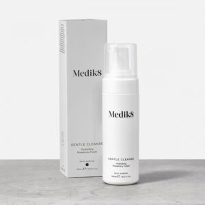 MEDIK8 Gentle Cleanse - Drėkinantis veido prausiklis jautriai odai, 150 ml