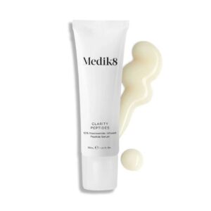MEDIK8  Clarity Peptides- Skaistumo suteikiantis serumas su 10% niacinamidu ir peptidais, 30ml